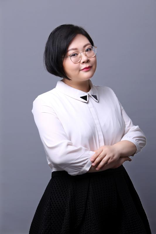余艾璇_办公室_师资队伍_广西艺术学院音乐教育学院