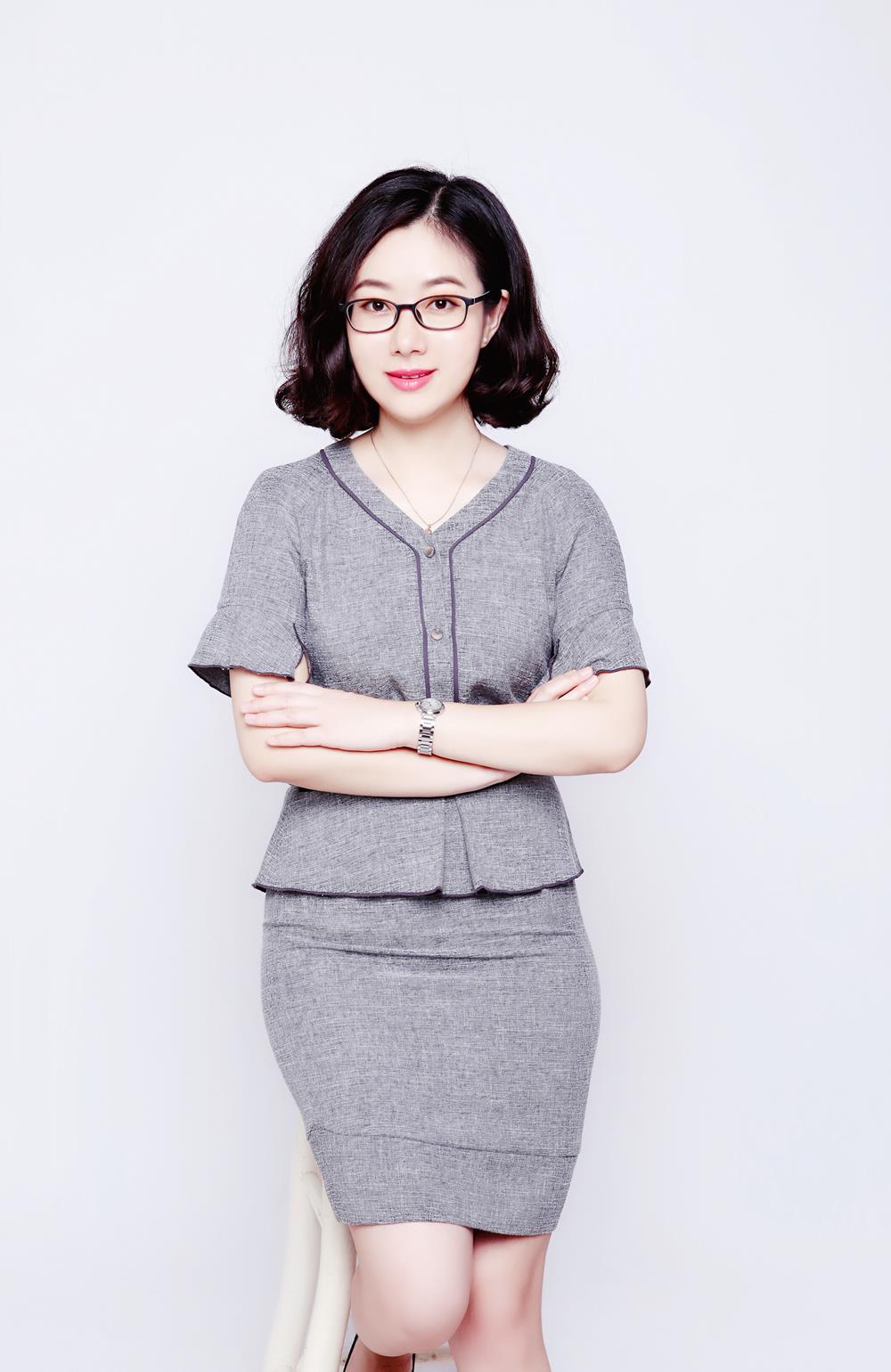 李亚楠_音乐理论教育系_师资队伍_广西艺术学院音乐教育学院