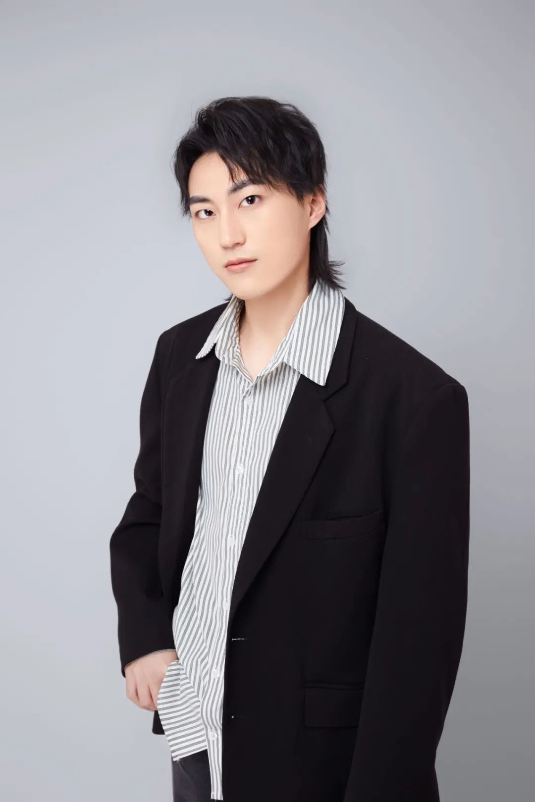 梁羽捷18音教1班  杨丁20音教7班  许馨元19音教4班  蒋雨双20音教1班