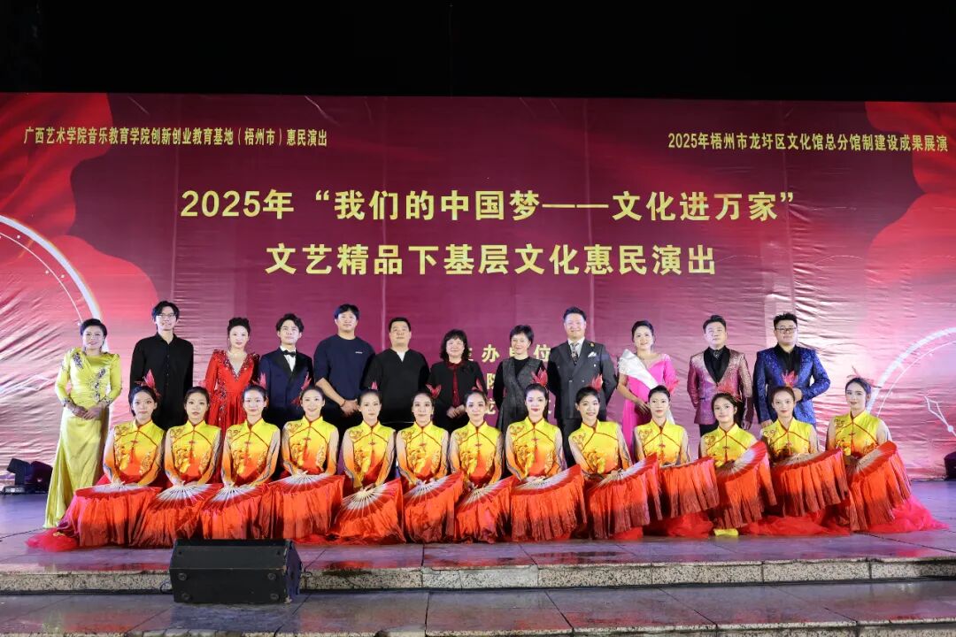 751c362f83cbf2a835071173e51b7c8e.jpg 751c362f83cbf2a835071173e51b7c8e.jpg